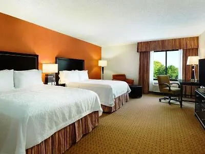 Hampton Inn Portland Airport